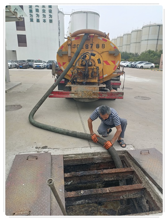 七星关隔油池清掏